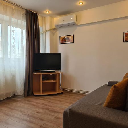 Apartament Anna Apartment ทาร์โกวิชเต ภายนอก รูปภาพ